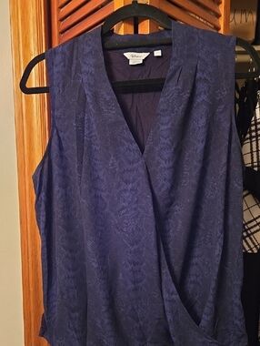 Reitmans Sleeveless V-Neck Faux-Wrap Camisole - Navy Blue